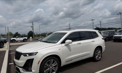 2024 Cadillac XT6 Premium Luxury