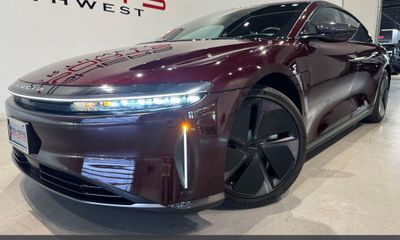 2024 Lucid AIR Touring