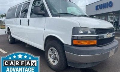 2017 Chevrolet Express Passenger LT EXT