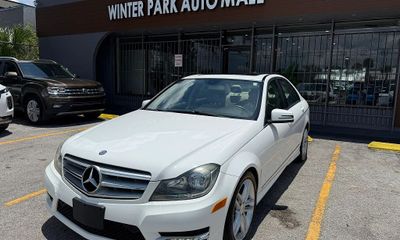 2013 Mercedes-Benz C-Class C250