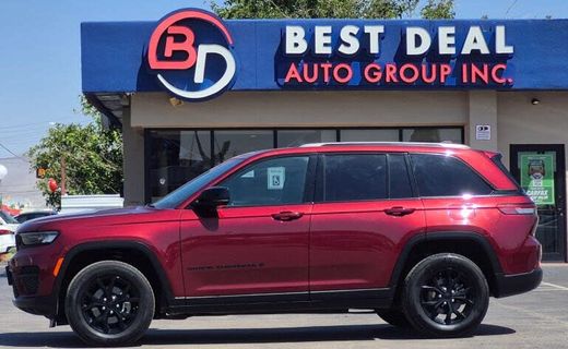 2024 Jeep Grand Cherokee Laredo
