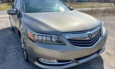 2017 Acura RLX Technology Package
