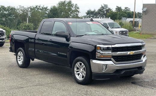 2018 Chevrolet Silverado LT