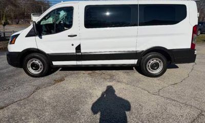 2020 Ford Transit LOW Roof