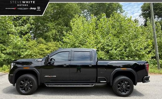 2025 GMC Sierra HD AT4