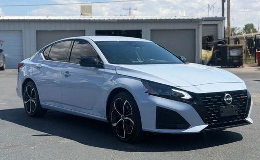 2024 Nissan Altima SR