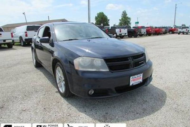 2013 Dodge Avenger — a typically priced live listing