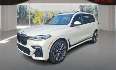 2020 BMW X7 M50I