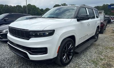 2025 Jeep Grand Wagoneer Series II