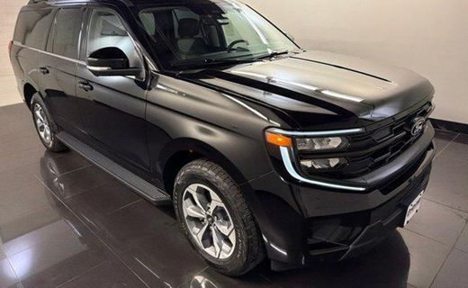 2027 Ford Expedition MAX Active