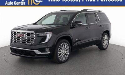 2025 GMC Acadia Denali