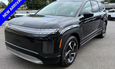 2026 Hyundai Ioniq 9 SE