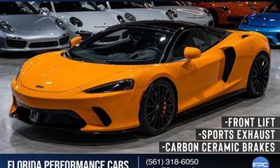 2023 McLaren GT