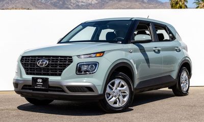 2026 Hyundai Venue SE