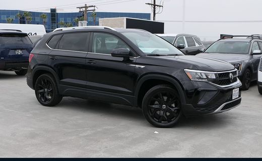 2023 Volkswagen Taos 4MOTION SE