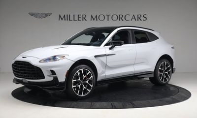 2023 Aston Martin DBX DBX707