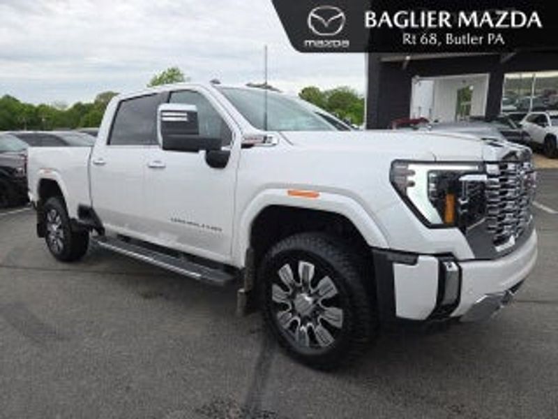 2025 Gmc Sierra 3500hd — a typically priced live listing