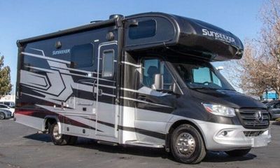 2022 Mercedes-Benz Sprinter 907 VS30