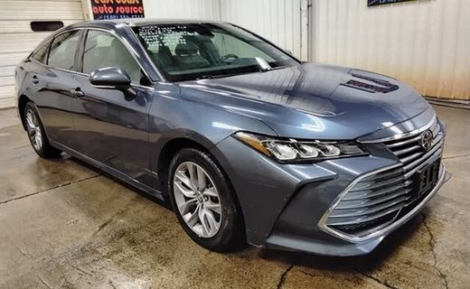 2022 Toyota Avalon XLE