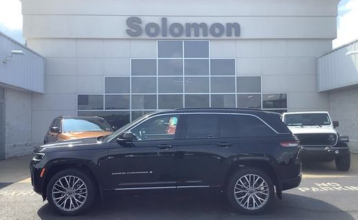 2026 Jeep Grand Cherokee Summit