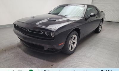 2020 Dodge Challenger SXT