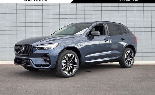 2026 Volvo XC60 Plus Dark