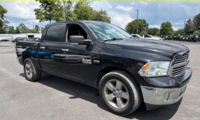 2017 Ram 1500 SLT