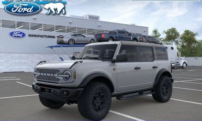 2026 Ford Bronco Badlands