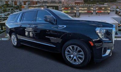 2024 GMC Yukon XL Denali