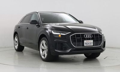 2022 Audi Q8 Quattro Premium