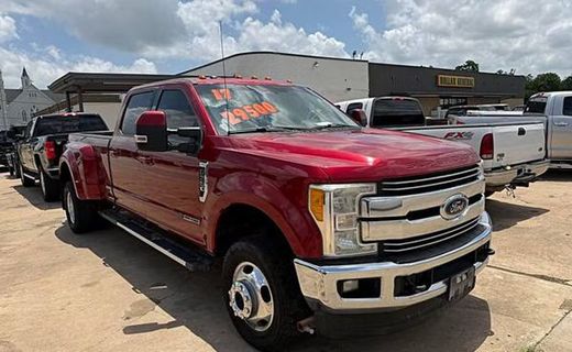 2017 Ford F-350 Lariat