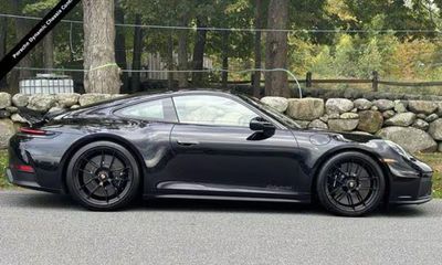 2025 Porsche 911