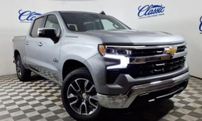 2026 Chevrolet Silverado LT