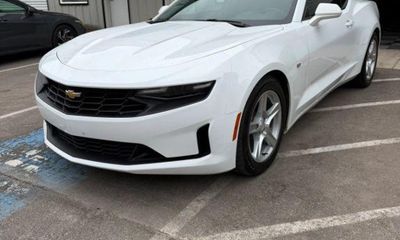 2023 Chevrolet Camaro 1LS 1LT