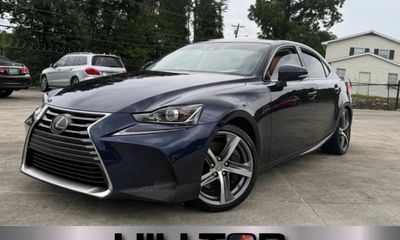 2018 Lexus IS 300