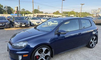2011 Volkswagen GTI Autobahn Pzev