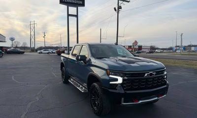 2024 Chevrolet Silverado ZR2