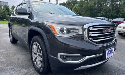 2017 GMC Acadia SLE 2