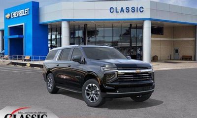 2026 Chevrolet Suburban LT