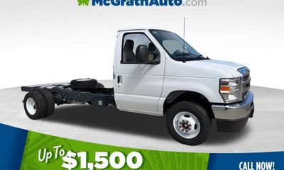 2026 Ford E-450 Base
