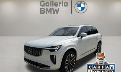 2025 Volvo XC90 Plus