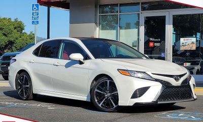 2020 Toyota Camry XSE