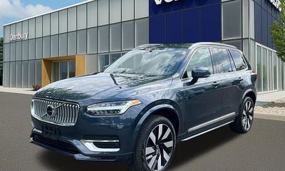 2024 Volvo XC90 Ultimate Bright