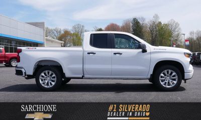 2023 Chevrolet Silverado Custom