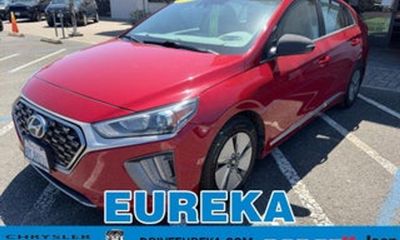 2022 Hyundai Ioniq SE