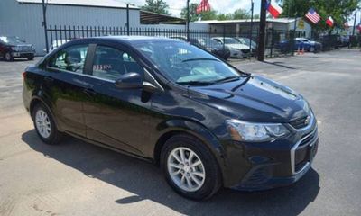 2017 Chevrolet Sonic LT