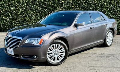 2014 Chrysler 300 300C