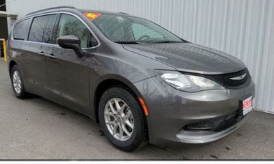 2021 Chrysler Voyager LXI