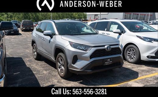 2022 Toyota RAV4 LE