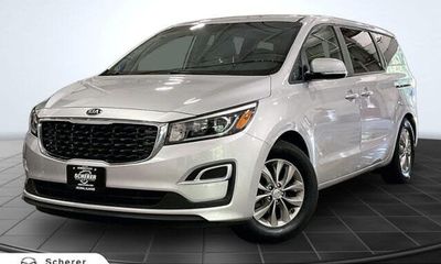 2019 Kia Sedona LX EX